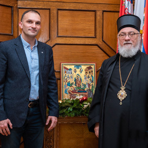 Епископ банатски Никанор у посети градоначелнику Зрењанина, разговор о актуелној ситуацији и плановима за наредни период
