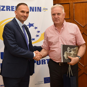 Ministar Ratko Dmitrović u radnoj poseti Zrenjaninu i Perlezu - najavljena manifestacija “Dani porodice” 