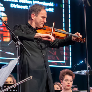 Зрењанинска филхармонија и Стефан Миленковић приредили публици у нашем граду изузетан музички догађај