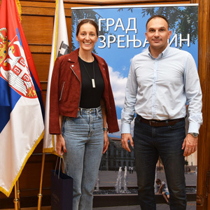 Градоначелник угостио прослављену српску одбојкашицу, нашу суграђанку Мају Огњеновић: Зрењанин увек осећам као свој град