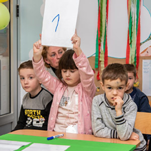 Одржана градска “Пажљивкова смотра 2023” - предшколци, прваци и ученици другог разреда такмичили се у области познавања саобраћаја