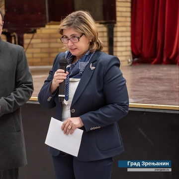 Generalna konzulka Rumunije u Vršcu, Anka Korfu sinoć je u Kulturnom centru Zrenjanina otvorila Dane Frankofonije